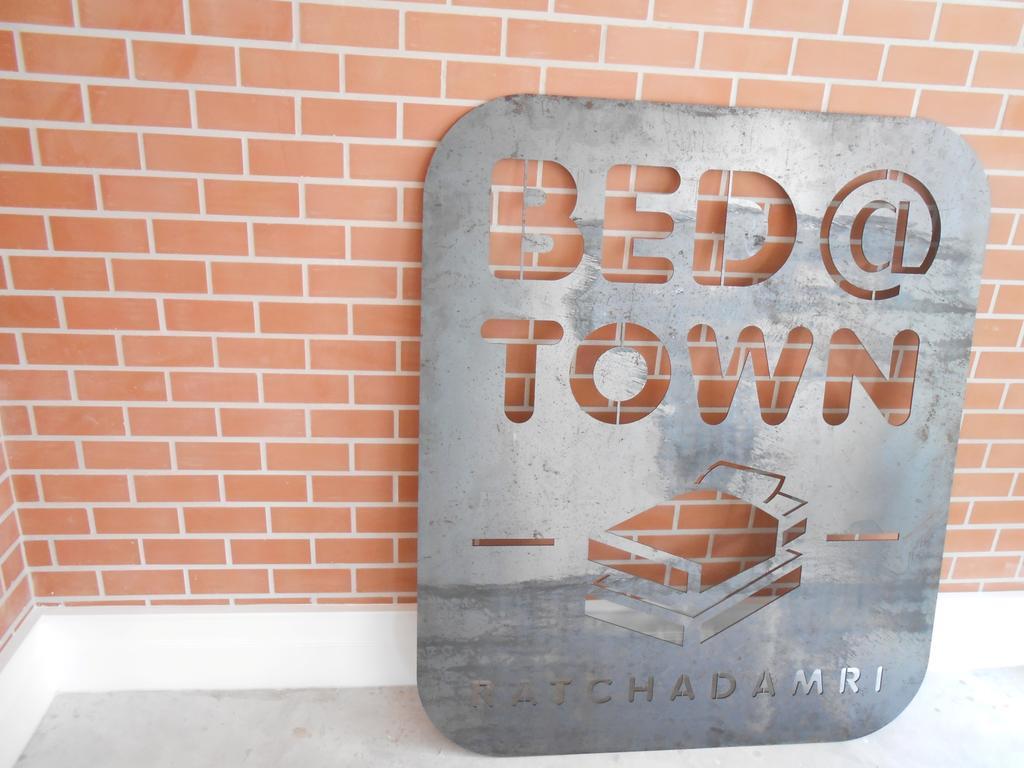 Bed@Town Hostel Bangkok Exterior photo
